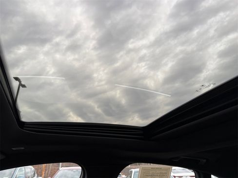 Certified 2025 BMW i4 xDrive40i w/ Premium Package image 34