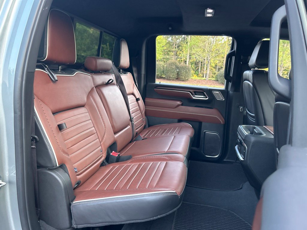 Used 2024 GMC Sierra 3500 Denali Ultimate AWD/4WD image 51
