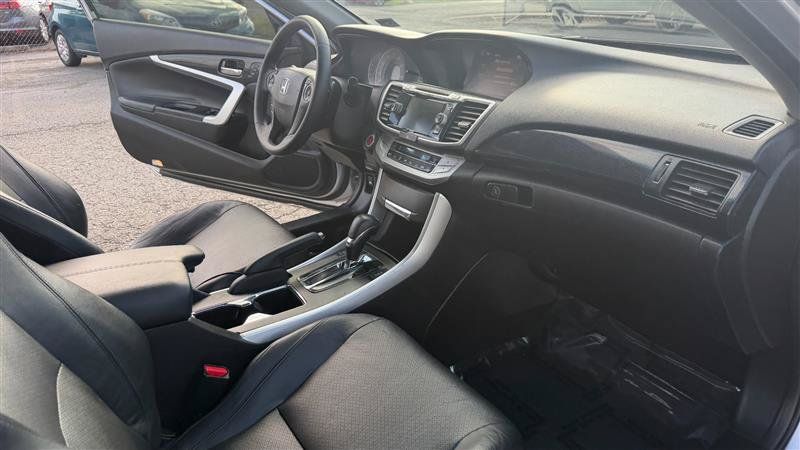 Used 2015 Honda Accord EX-L image 13