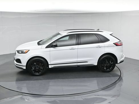 Used 2022 Ford Edge SE w/ Black Appearance Package AWD/4WD image 44