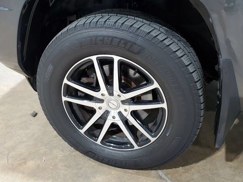 Used 2012 Honda Ridgeline RT image 35