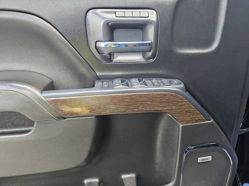 Used 2018 GMC Sierra 3500 Denali w/ Duramax Plus Package image 23