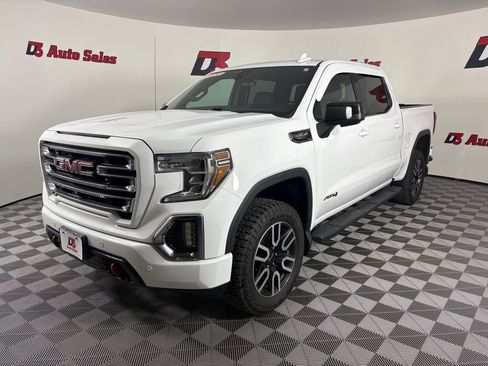 Used 2020 GMC Sierra 1500 AT4 w/ AT4 Premium Package AWD/4WD image 2