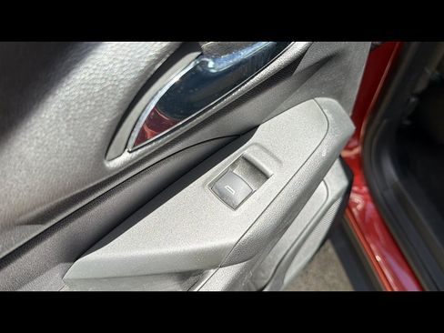 Used 2024 Chevrolet Trax ACTIV w/ Sunroof Package FWD image 24