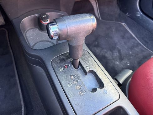 Used 2009 Volkswagen Beetle Blush image 15