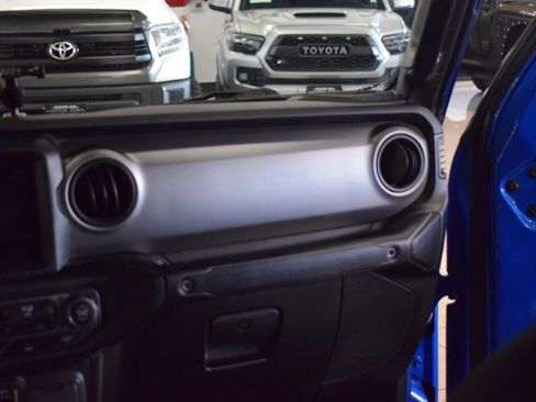 Used 2021 Jeep Gladiator Sport w/ Quick Order Package 24Q 80Th image 38