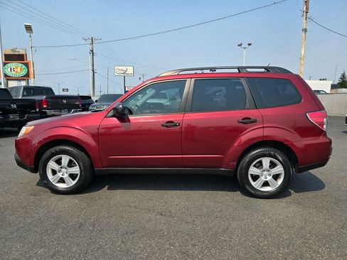 Used 2013 Subaru Forester 2.5X w/ Alloy Wheel Pkg AWD/4WD image 9