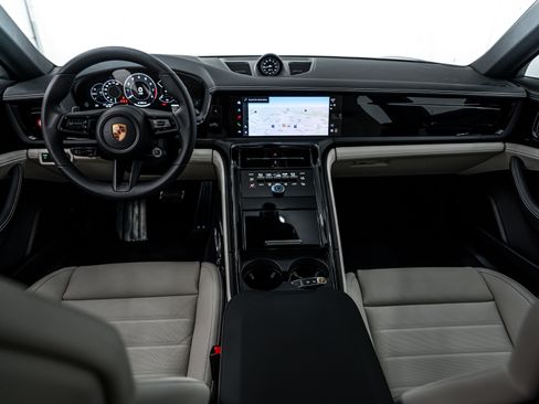 New 2026 Porsche Panamera 4 image 12