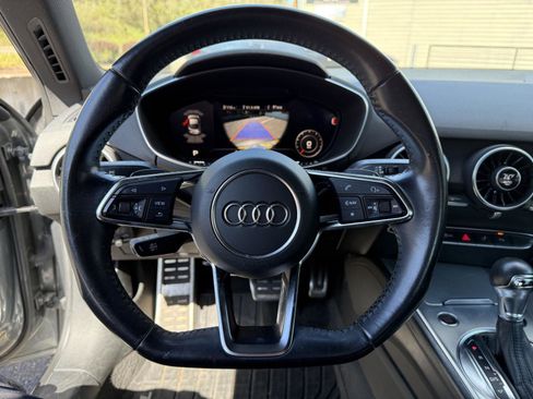 Used 2016 Audi TT 2.0T w/ Technology Package image 2