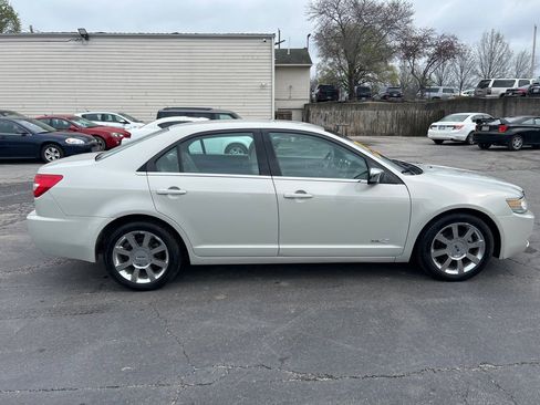 Used 2007 Lincoln MKZ image 5