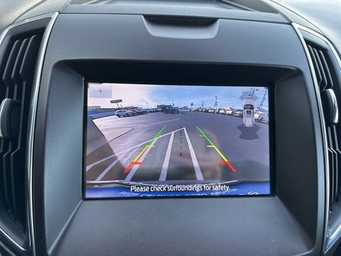 Certified 2020 Ford Edge Titanium image 30