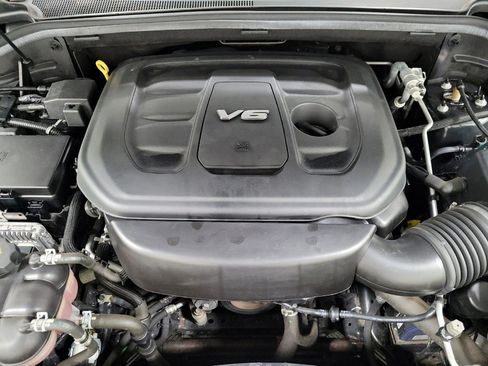 Used 2017 Jeep Grand Cherokee Overland AWD/4WD image 30