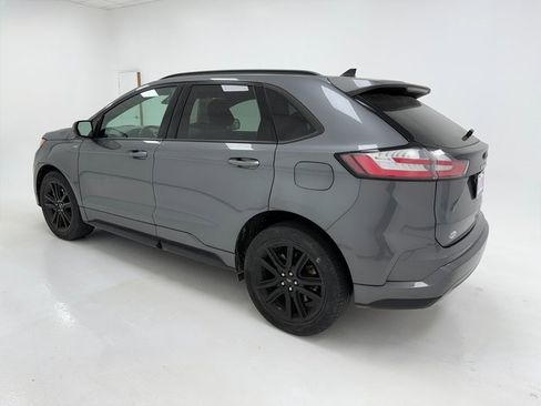 Used 2022 Ford Edge ST-Line image 17