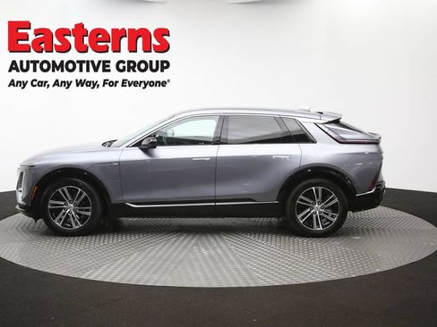 Used 2023 Cadillac Lyriq 2WD image 64