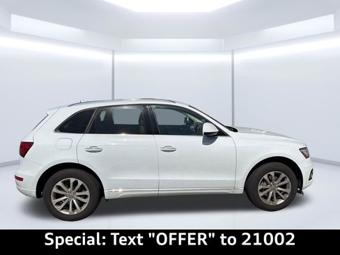 Used 2015 Audi Q5 2.0T Premium Plus w/ Technology Package AWD/4WD image 12
