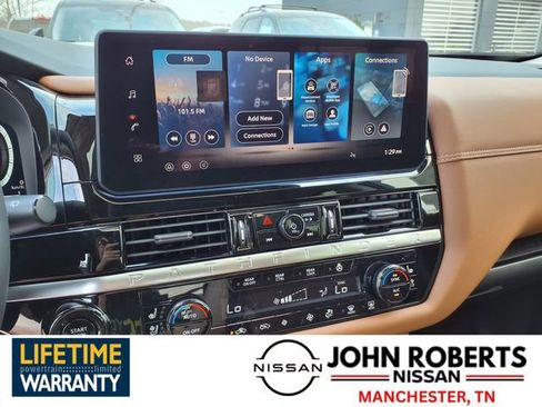 New 2026 Nissan Pathfinder Platinum image 5