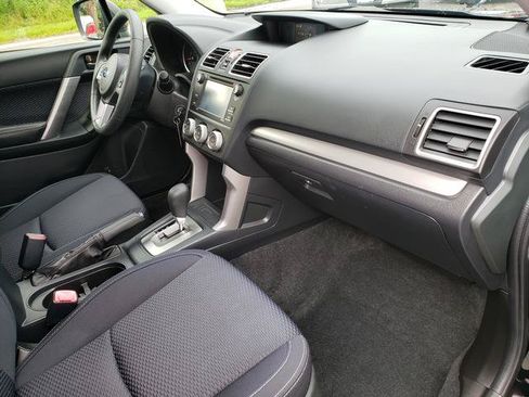 Used 2017 Subaru Forester 2.5i w/ Alloy Wheel Package AWD/4WD image 19