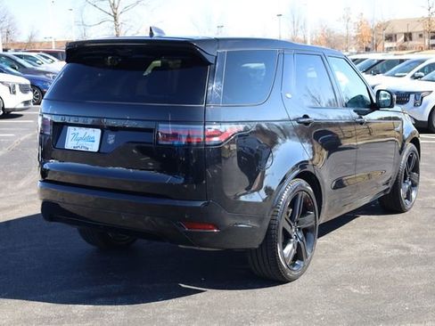 Used 2024 Land Rover Discovery Dynamic SE image 4