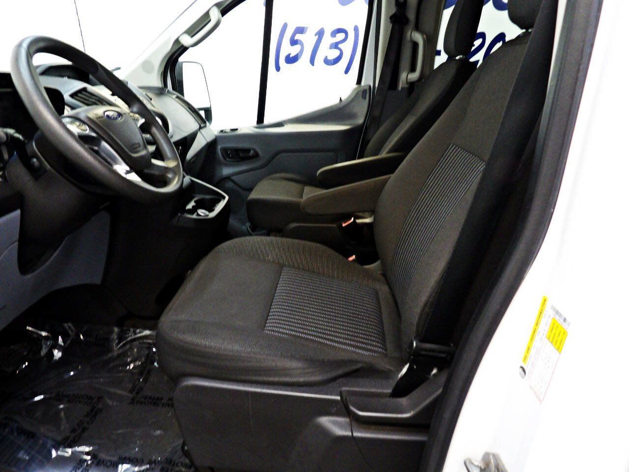 Used 2018 Ford Transit 150 XL RWD image 7