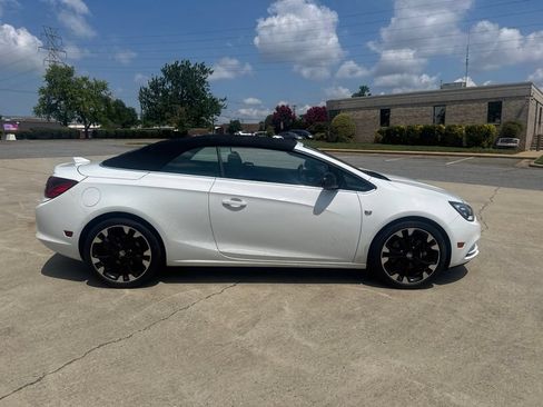 Used 2019 Buick Cascada Sport Touring w/ Dark Effects Package FWD image 8
