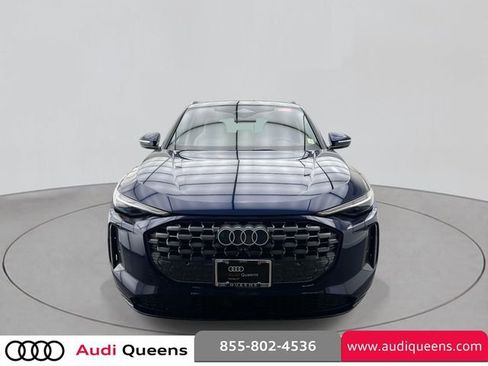 Used 2025 Audi Q5 Premium Plus AWD/4WD image 2