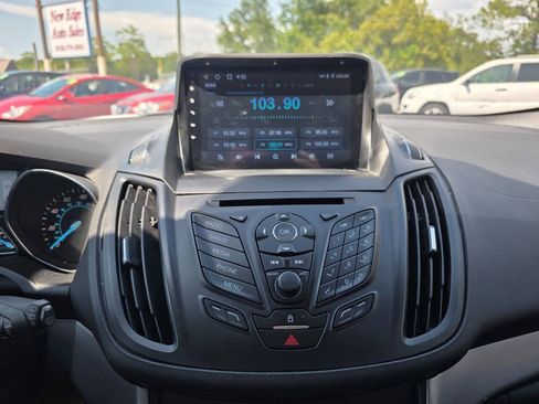 Used 2016 Ford Escape SE w/ SE Cold Weather Package AWD/4WD image 16