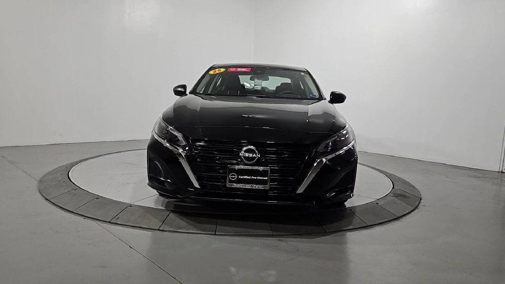 Certified 2025 Nissan Altima 2.5 S FWD image 10