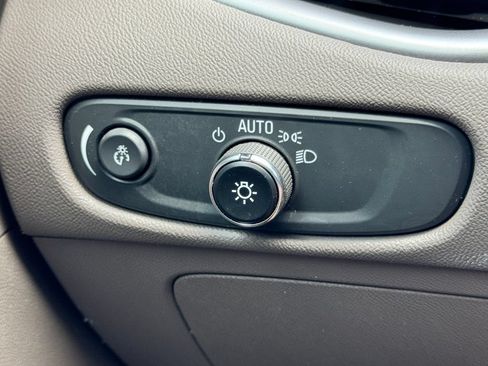 Used 2023 Chevrolet Malibu LS FWD image 31
