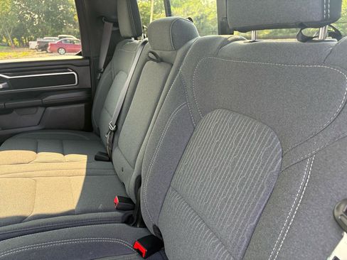 Used 2023 RAM 1500 Big Horn AWD/4WD image 43