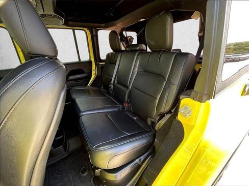 Used 2022 Jeep Wrangler Unlimited Rubicon 4xe w/ Cold Weather Group AWD/4WD image 27