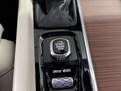 Used 2019 Volvo S60 T5 Momentum image 26