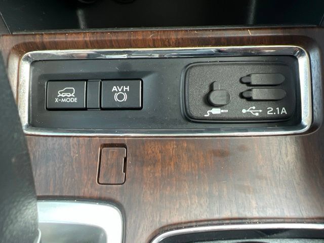 Used 2019 Subaru Ascent Touring AWD/4WD image 17