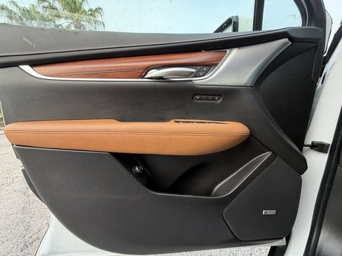Used 2024 Cadillac XT5 Premium Luxury w/ Technology Package FWD image 20