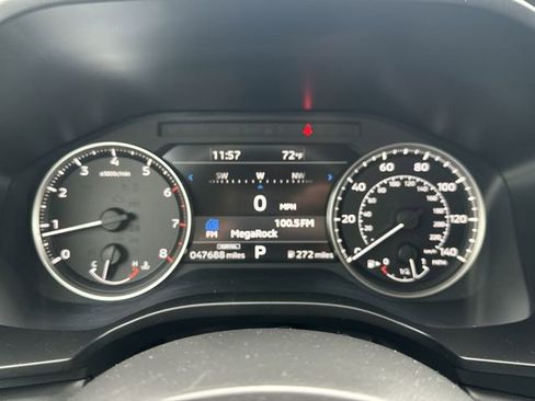 Used 2024 Mitsubishi Outlander SE AWD/4WD image 12