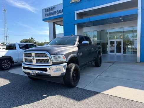 Used 2017 RAM 2500 Laramie AWD/4WD image 1