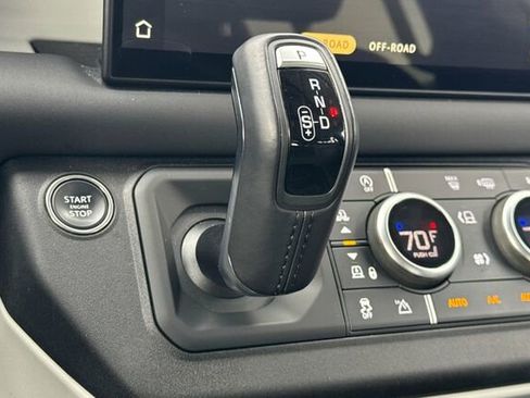 Used 2024 Land Rover Defender 130 S image 20