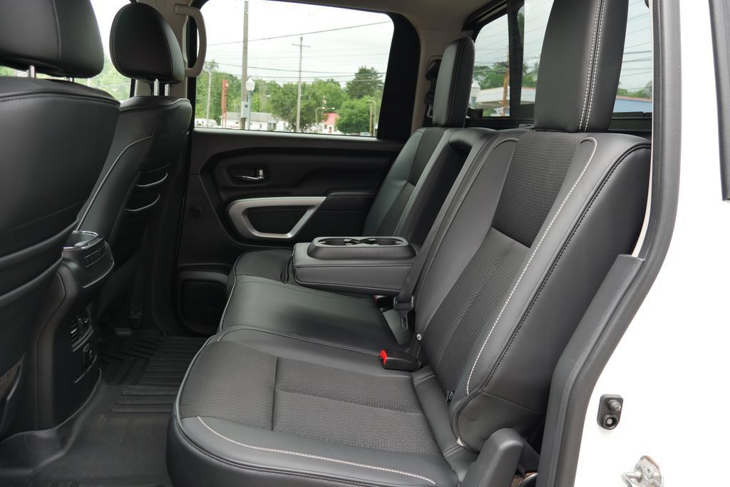 Used 2018 Nissan Titan PRO-4X AWD/4WD image 13