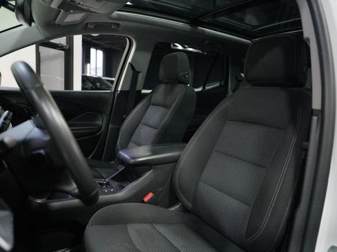 Used 2022 GMC Terrain SLE w/ Driver Convenience Package AWD/4WD image 30