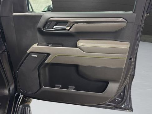 Used 2024 Chevrolet Silverado 1500 ZR2 w/ Technology Package image 35