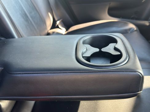 Used 2012 Chrysler 200 Limited image 39