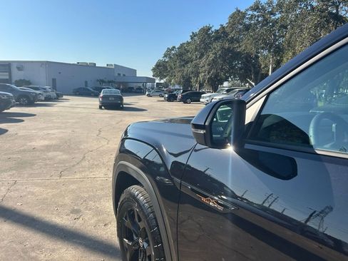 New 2026 Volkswagen Atlas Peak Edition AWD/4WD image 19