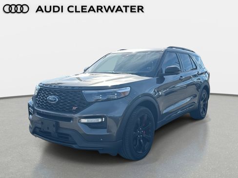 Used 2020 Ford Explorer ST w/ ST Street Pack image 2