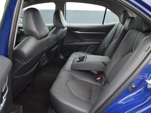 Used 2024 Toyota Camry XSE FWD image 12