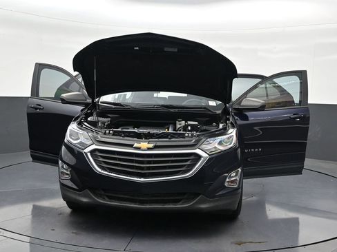 Used 2020 Chevrolet Equinox LS FWD image 36