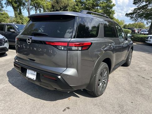 New 2026 Nissan Pathfinder SV w/ Lighting Package FWD image 7