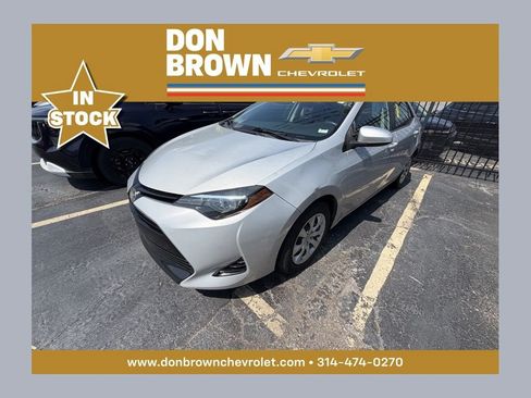 Used 2018 Toyota Corolla LE FWD image 13
