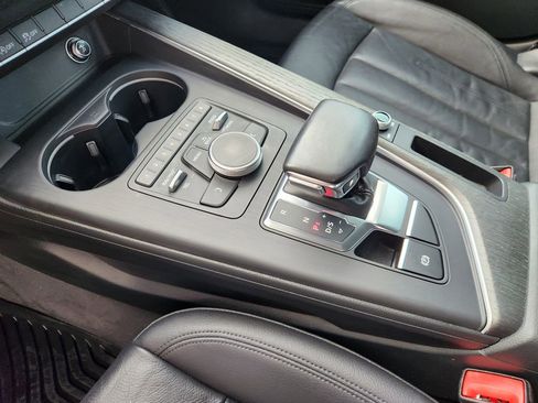 Used 2018 Audi A4 2.0T Ultra Premium w/ Convenience Package image 19