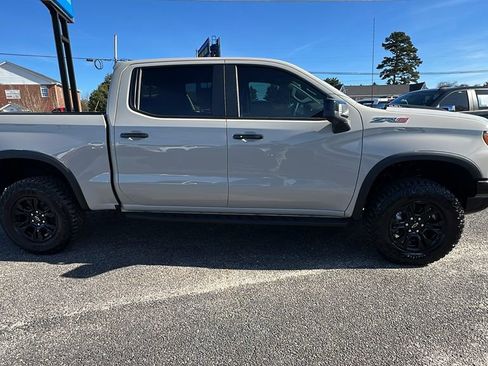 New 2026 Chevrolet Silverado 1500 ZR2 image 4