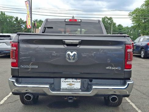 Used 2022 RAM 1500 Laramie AWD/4WD image 5