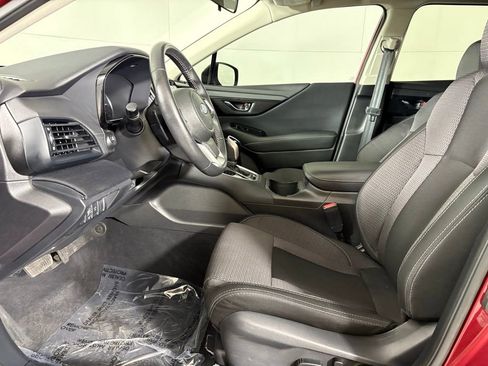Used 2025 Subaru Outback Premium AWD/4WD image 21